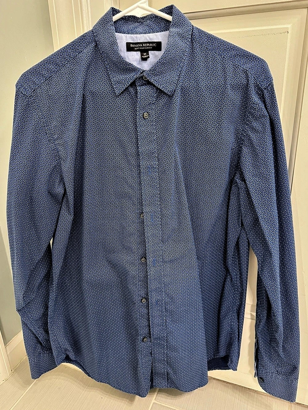 Banana Republic Men’s Soft Wash Slim Fit Blue Geometric Cotton Dress Shirt M